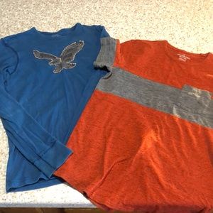 American Eagle tshirts - Lot of 2 small.